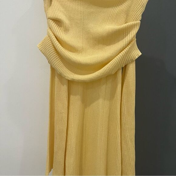 NWT SER.O.YA Maxi Dress Butter Yellow Knit Galleria Off Shoulder size M - Picture 3 of 10
